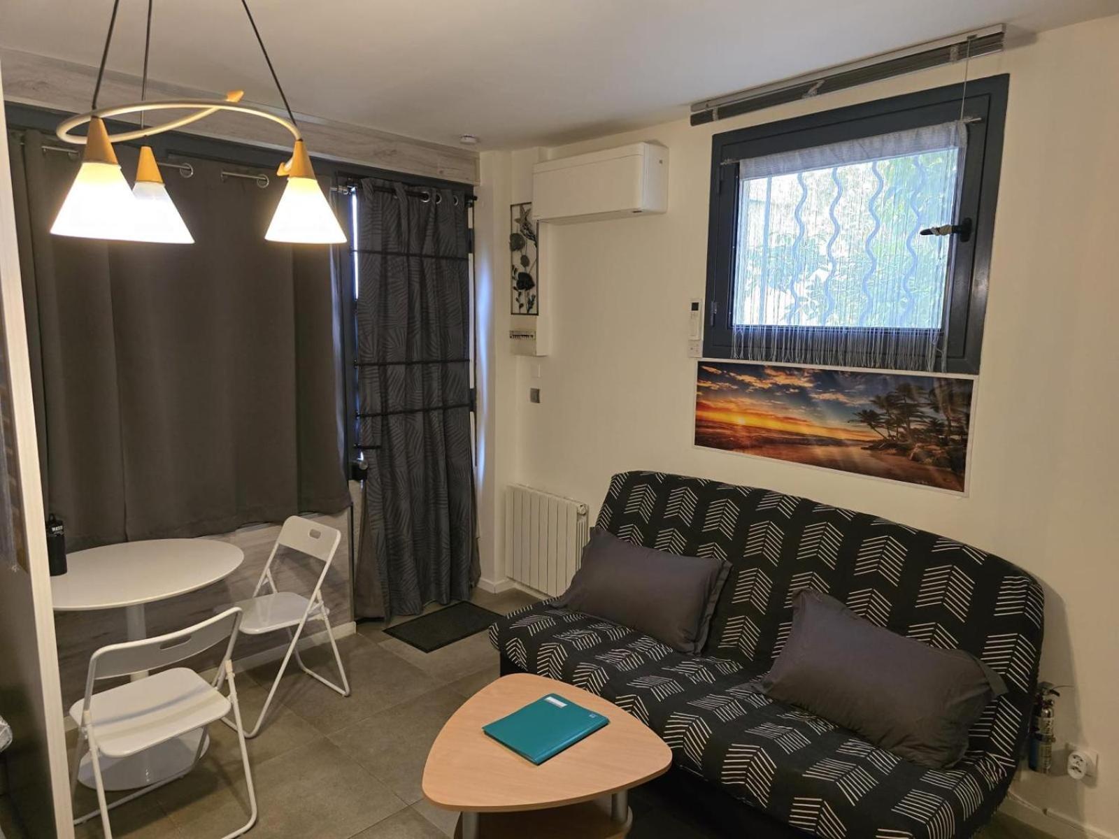 Studio Tout Equipe Et Chaleureux En Rez De Chaussee, Parfait Pour Explorer Montpellier Exterior foto
